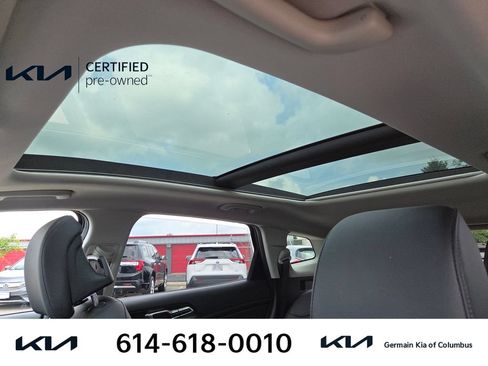Certified 2024 Kia Sportage EX w/ EX Premium Package AWD/4WD image 31