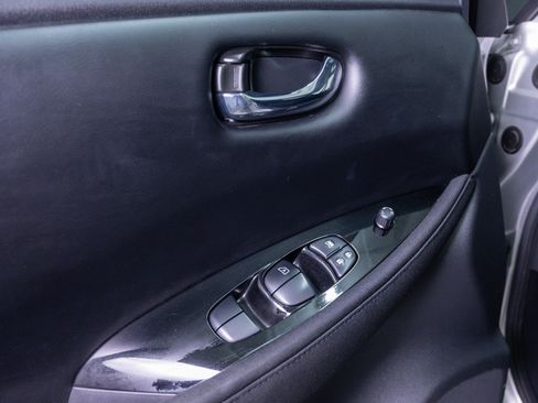 Used 2022 Nissan Leaf SV Plus FWD image 17