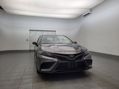 Used 2022 Toyota Camry SE image 14