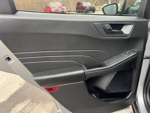 Used 2023 Ford Escape Active image 16