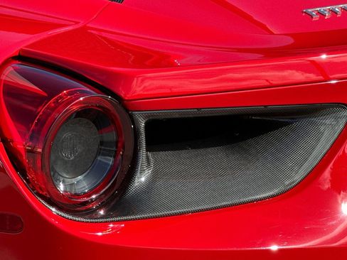 Used 2017 Ferrari 488 Spider Base image 35