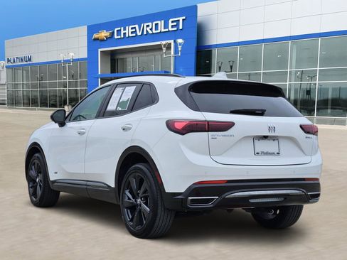 Used 2025 Buick Envision Sport Touring image 4