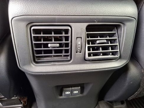 Used 2023 Toyota RAV4 XLE Premium image 11