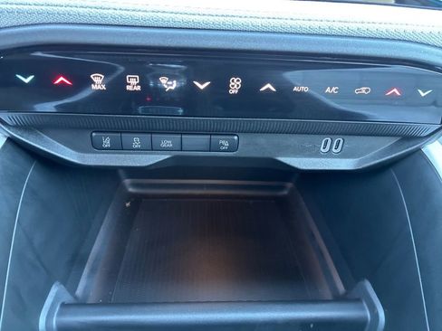 New 2026 Jeep Cherokee Laredo image 10