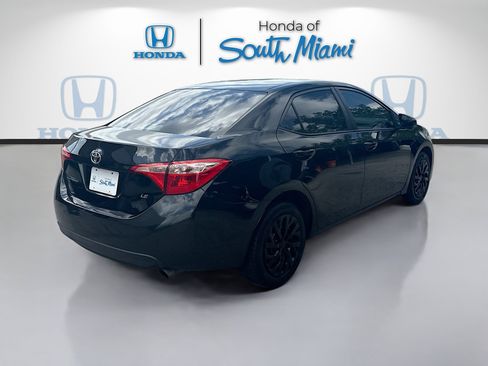 Used 2018 Toyota Corolla LE FWD image 7