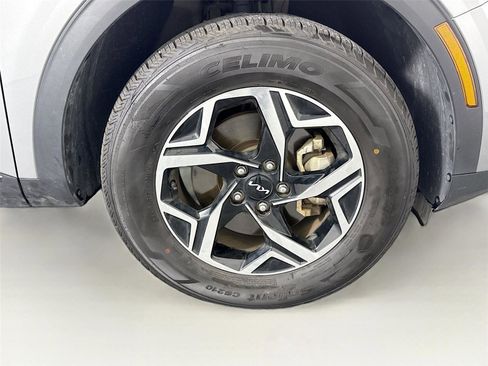 Used 2024 Kia Sportage LX image 28