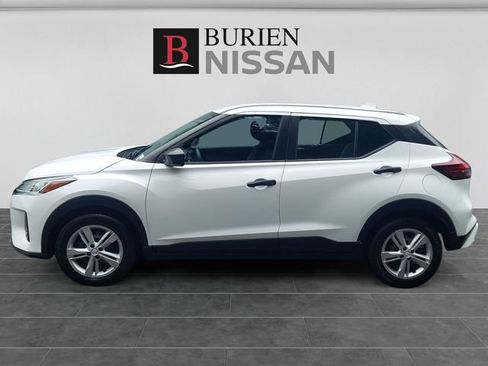 Used 2024 Nissan Kicks S FWD image 2