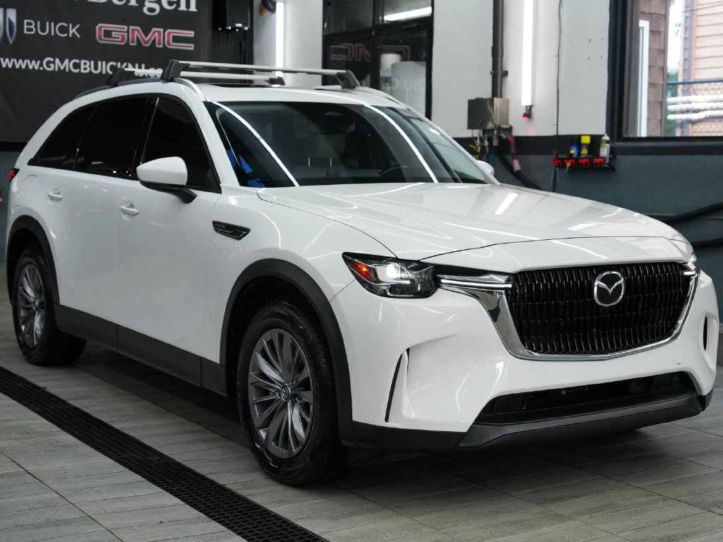 Used 2024 MAZDA CX-90 Plug-In Hybrid w/ Preferred AWD/4WD image 3
