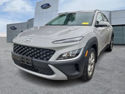 Used 2023 Hyundai Kona SEL AWD/4WD image 3