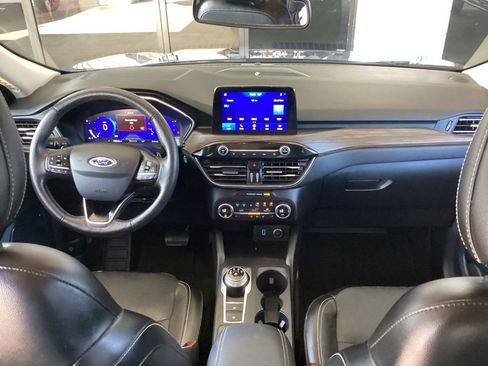 Used 2020 Ford Escape Titanium AWD/4WD image 46