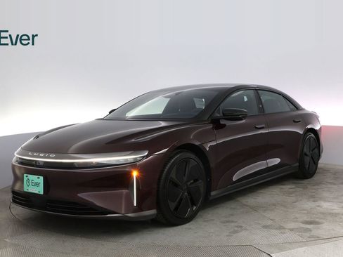 Used 2023 Lucid Air Grand Touring image 2