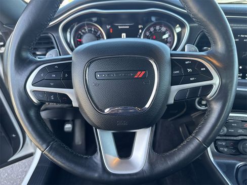 Certified 2018 Dodge Challenger SXT Plus image 9