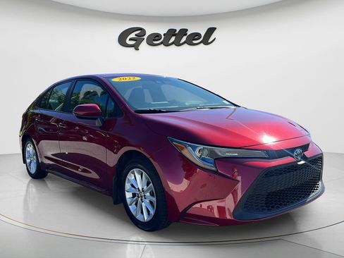 Used 2022 Toyota Corolla LE w/ LE Convenience Package FWD image 3