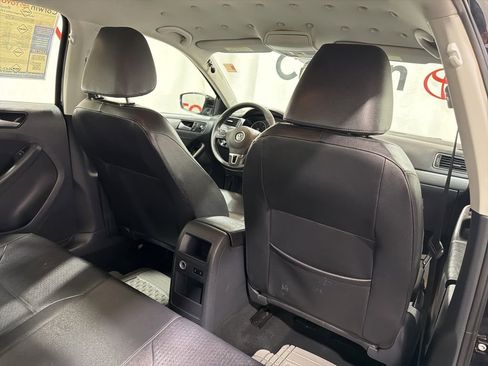 Used 2014 Volkswagen Jetta TDI FWD image 16