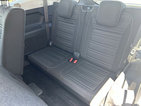 Certified 2022 Volkswagen Tiguan S image 23