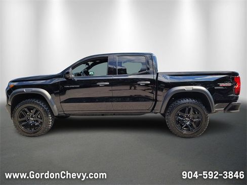 Used 2023 Chevrolet Colorado Trail Boss w/ Technology Package image 2