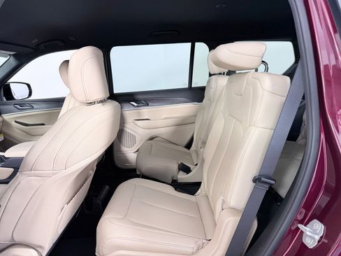 New 2025 Jeep Grand Cherokee L Limited w/ Black Appearance Package image 17