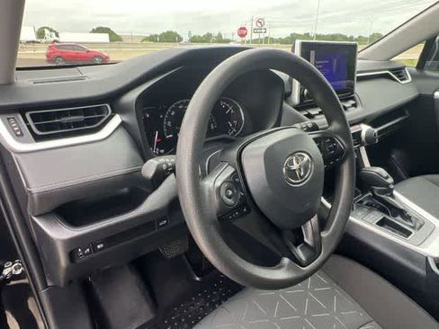 Used 2024 Toyota RAV4 XLE w/ Convenience Package image 15