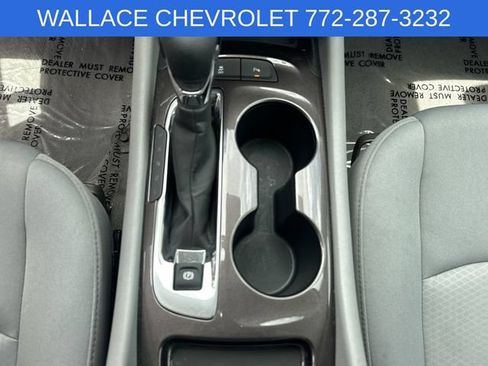 Used 2024 Chevrolet Malibu LS FWD image 17
