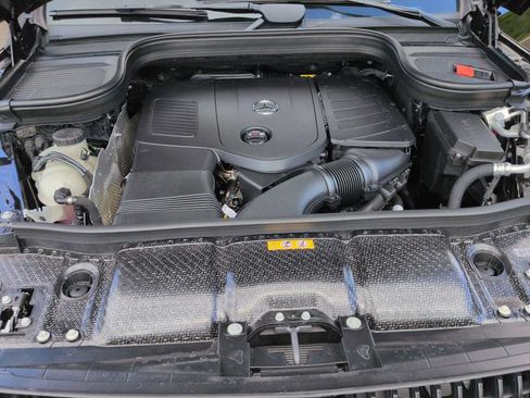 Certified 2025 Mercedes-Benz GLE 350 4MATIC image 14