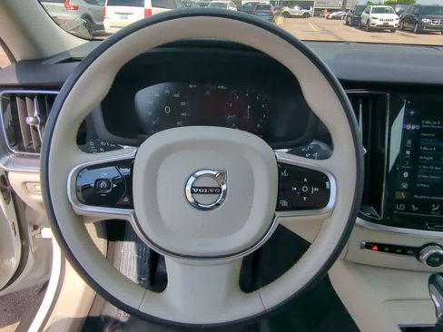 Used 2020 Volvo V60 T5 Cross Country AWD/4WD image 21