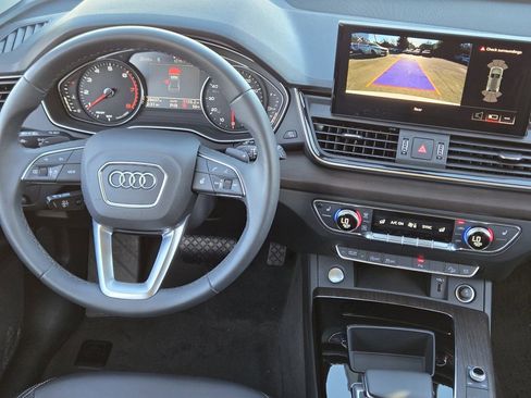 Certified 2023 Audi Q5 2.0T Premium w/ Convenience Package image 33