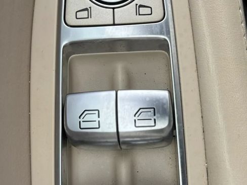 Used 2015 Mercedes-Benz S 63 AMG 4MATIC Sedan image 24