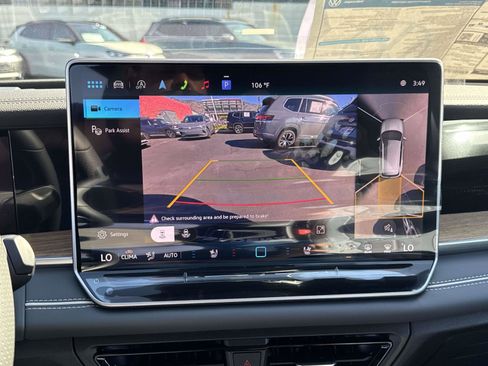 New 2026 Volkswagen Tiguan SEL R-Line image 26