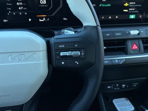New 2025 Kia K4 GT-Line Turbo w/ GT-Line Premium Package FWD image 25