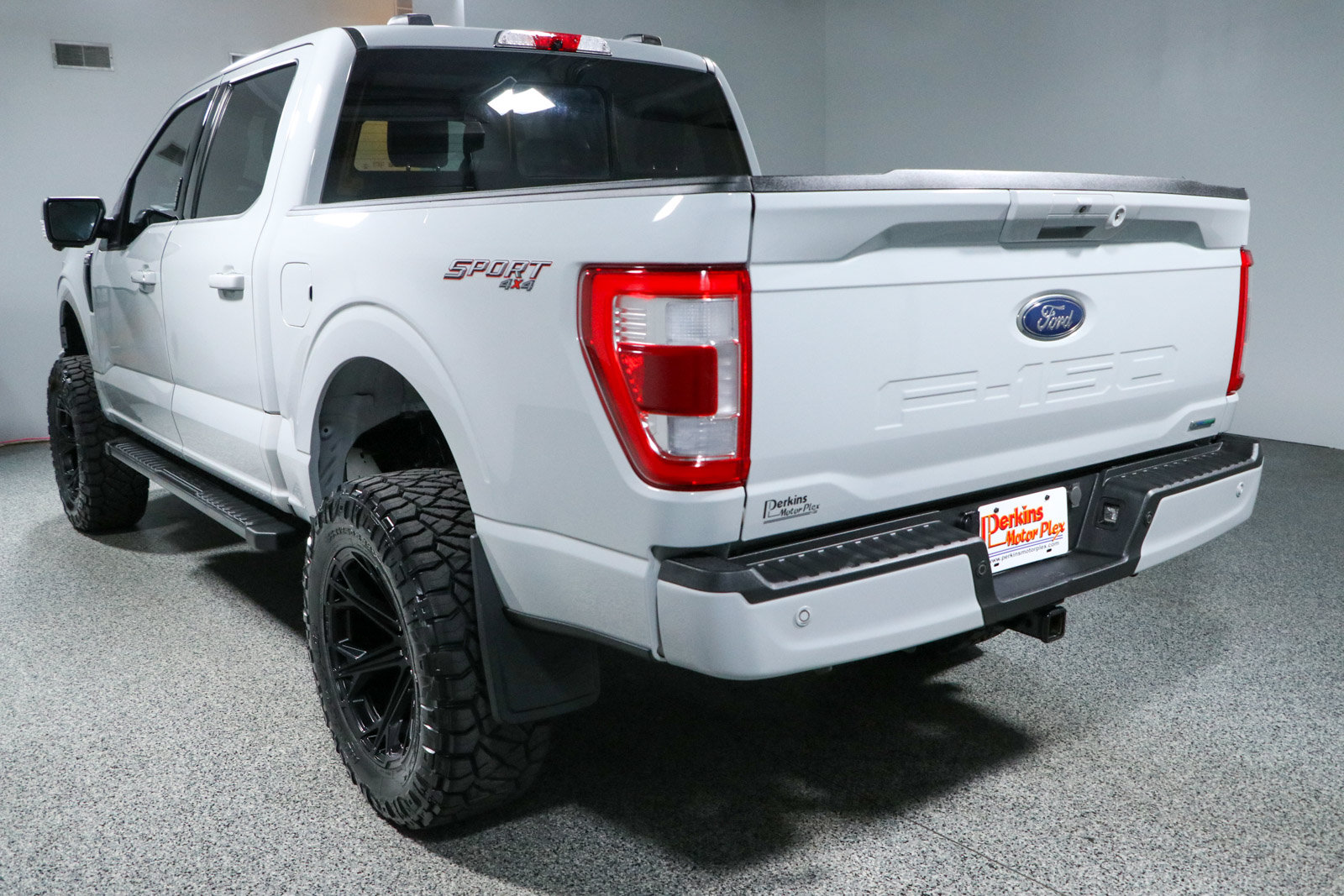 Used 2023 Ford F150 Lariat w/ Equipment Group 502A High AWD/4WD image 10