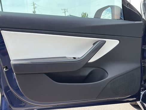 Used 2018 Tesla Model 3 Long Range AWD/4WD image 14