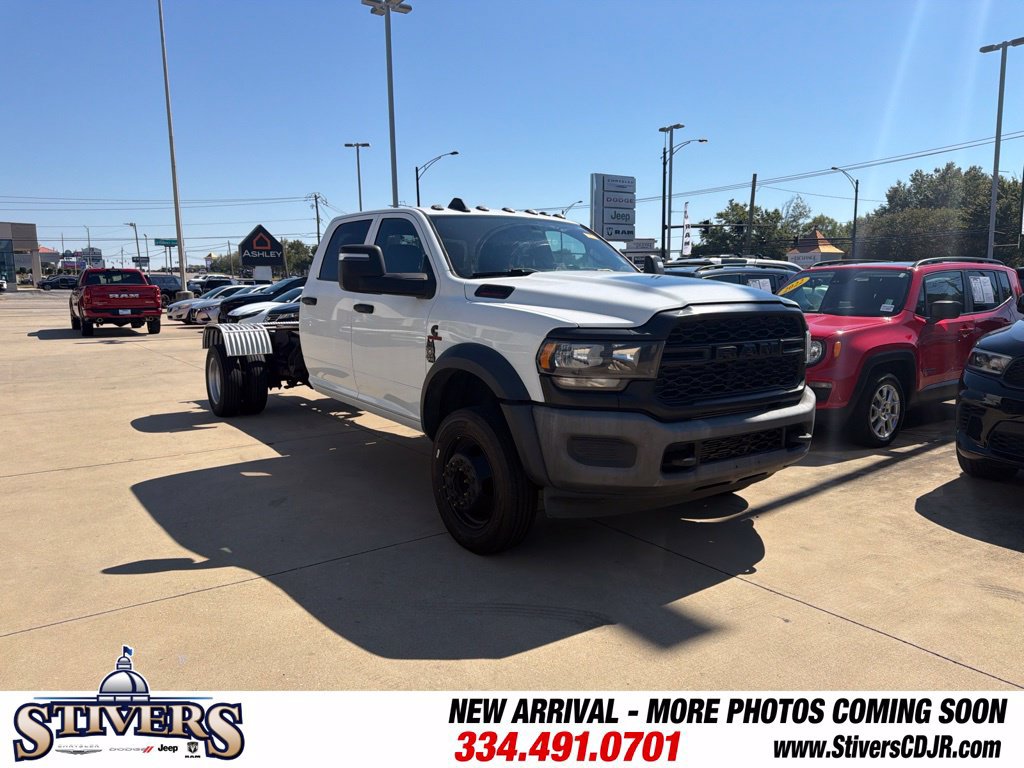 Used 2024 RAM 5500 Tradesman RWD image 2