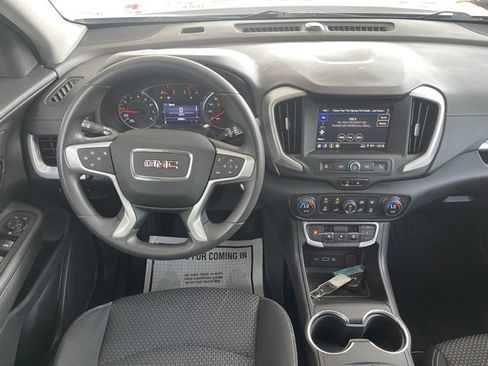 Used 2023 GMC Terrain SLE w/ Driver Convenience Package image 14