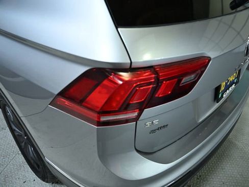 Used 2022 Volkswagen Tiguan SE image 12