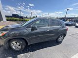 Used 2018 Chevrolet Trax LT w/ LT Convenience Package image 4