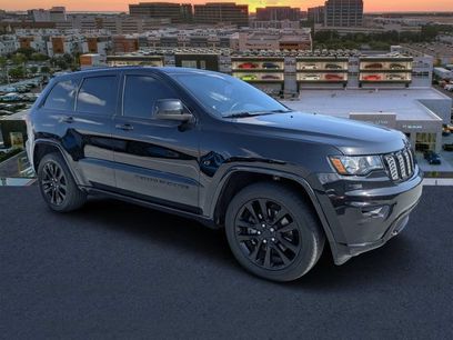 Used 2022 Jeep Grand Cherokee Laredo X