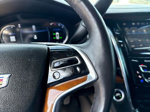 Used 2016 Cadillac Escalade ESV Luxury image 23