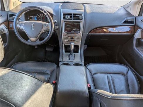 Used 2015 Lincoln MKX w/ Equipment Group 101A image 15