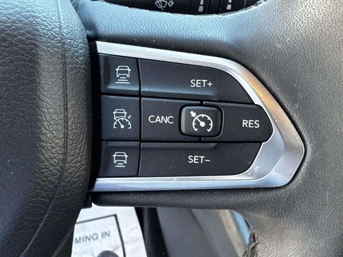 Used 2023 Jeep Compass Limited AWD/4WD image 21