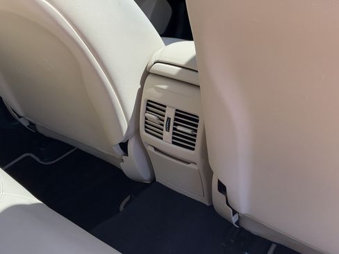 Used 2019 Mercedes-Benz GLA 250 image 21