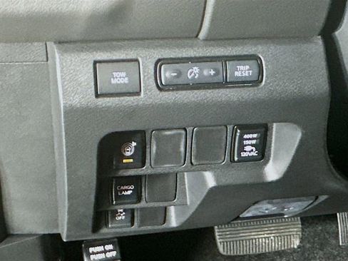 New 2025 Nissan Frontier SV w/ SV Convenience Package image 14