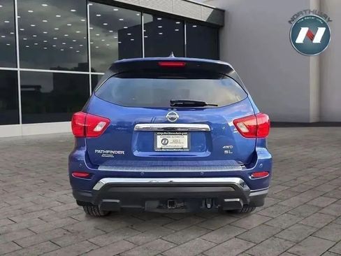 Used 2019 Nissan Pathfinder SL w/ SL Premium Package image 4