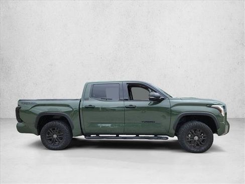 Used 2022 Toyota Tundra SR5 w/ Convenience Package RWD image 4