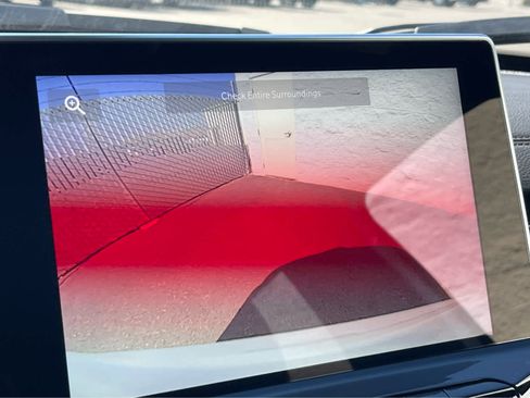 New 2025 Jeep Compass Latitude w/ Sun & Sound Group image 19