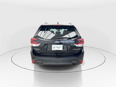 Used 2020 Subaru Forester Limited image 7