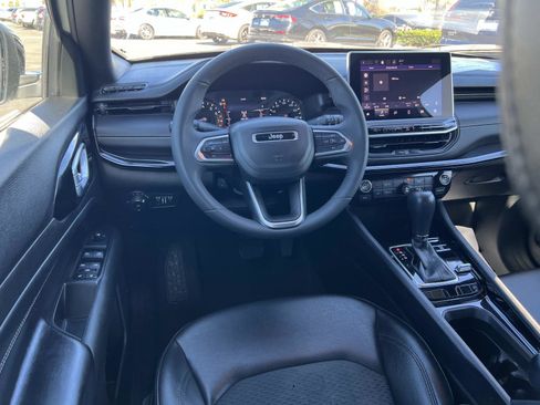 Used 2022 Jeep Compass Altitude image 7