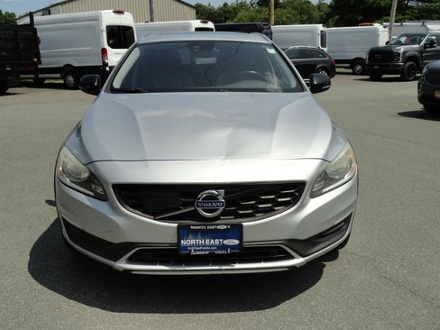 Used 2015 Volvo V60 T5 Cross Country w/ Protection Package AWD/4WD image 10