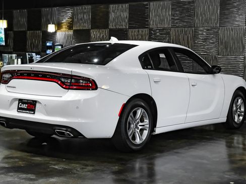 Used 2023 Dodge Charger SXT RWD image 9