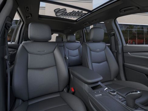 New 2025 Cadillac XT6 Luxury image 16