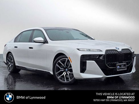 Used 2025 BMW 740i xDrive w/ Executive Package AWD/4WD image 1